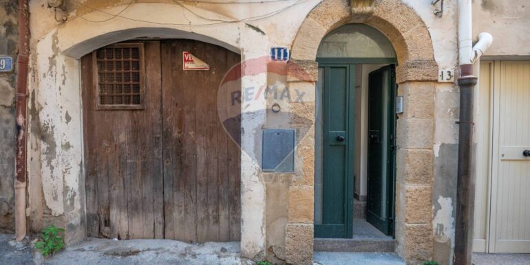 20251105105659-993890-3