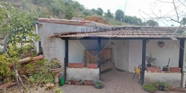 20251105114628-998881-1