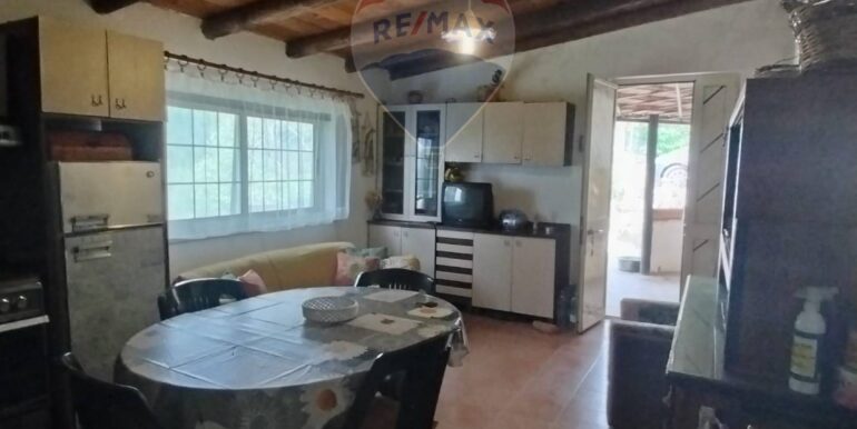 20251105114653-998881-7