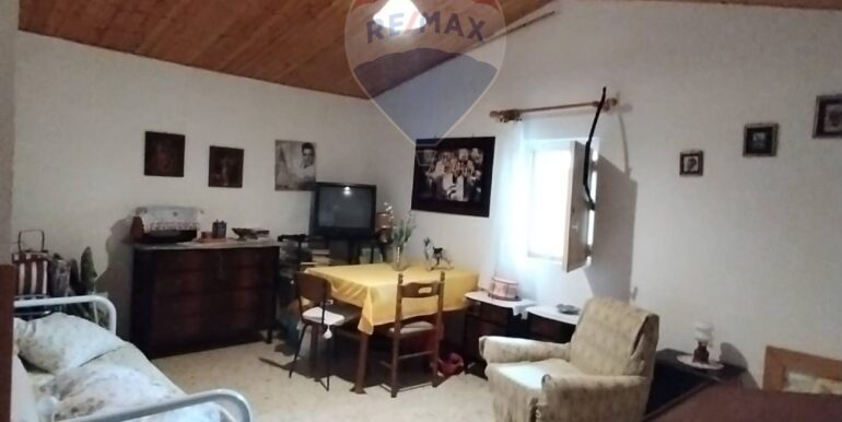 20251105114712-998881-11