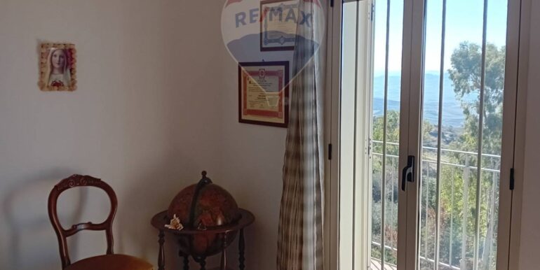 20251105120650-998468-4