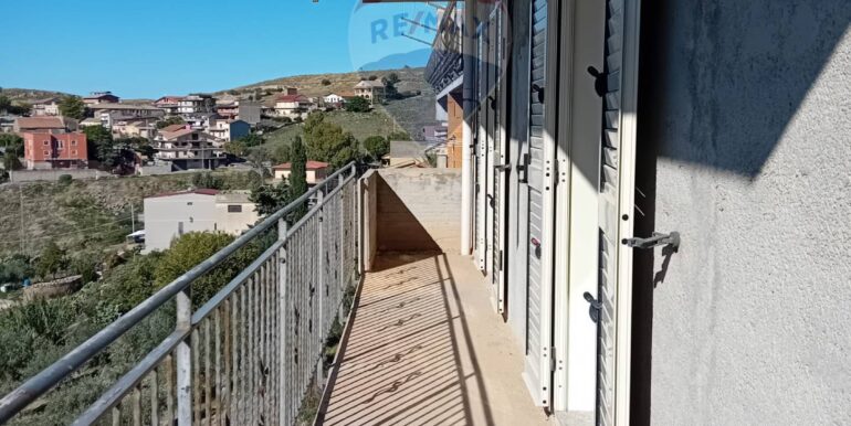 20251105120652-998468-5