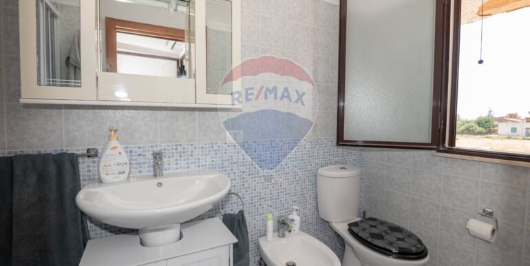 20251105142654-998952-15