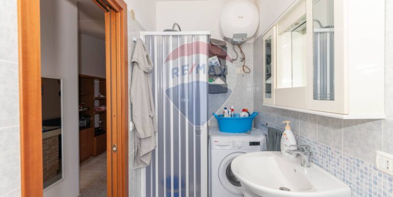 20251105142703-998952-16