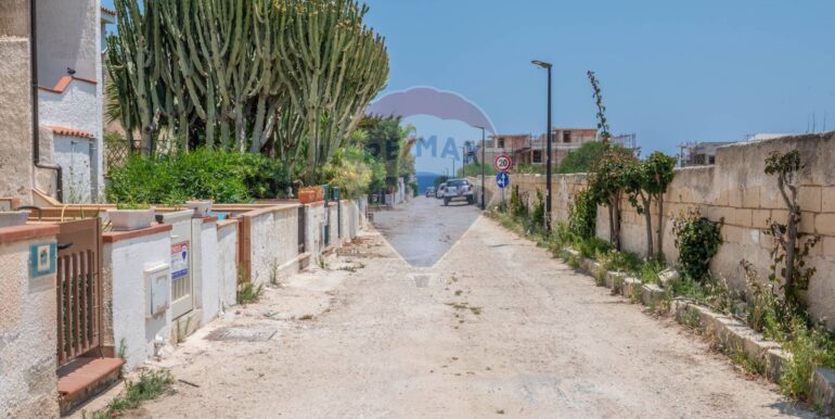 20251105142721-998952-18