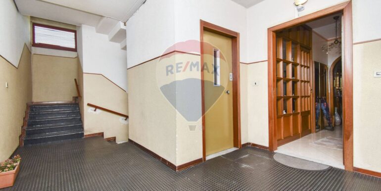 20251105162047-998933-7