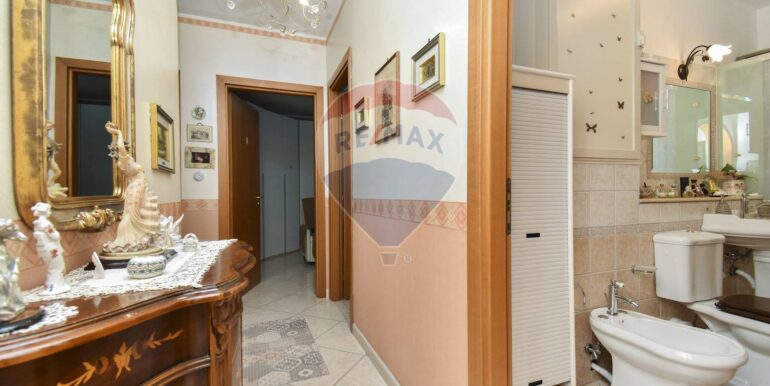 20251105162058-998933-11