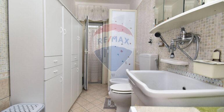 20251105162109-998933-16