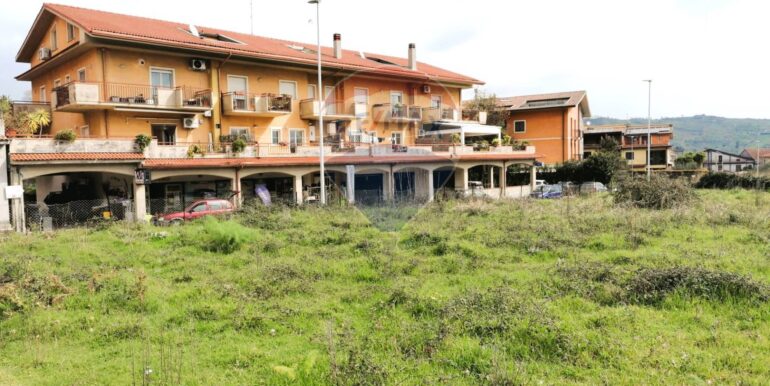 20251105162119-999004-16