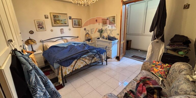 20251105163917-999011-8