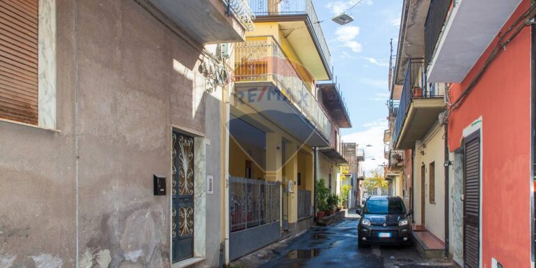 20251105173817-999029-3