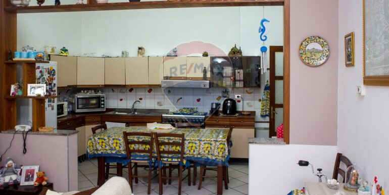 20251105173843-999029-11