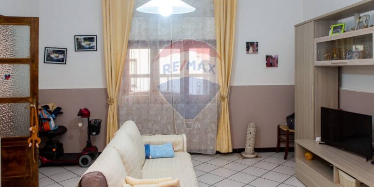 20251105173847-999029-12