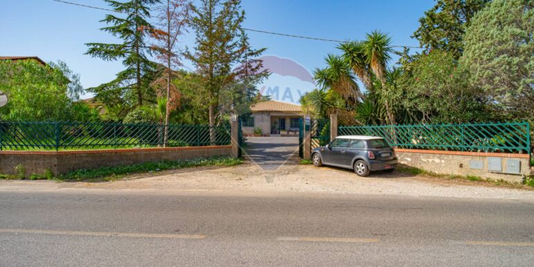 20251105174518-999039-1