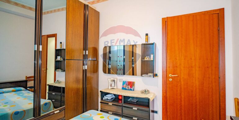 20251105174523-999039-19