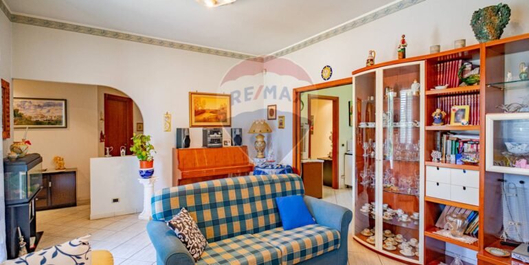 20251105174525-999039-32