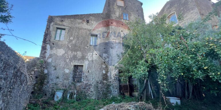 20251105183106-999103-1