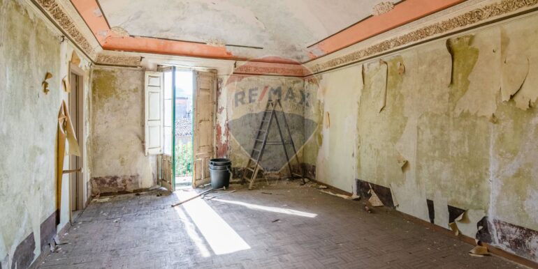 20251105183306-999103-17