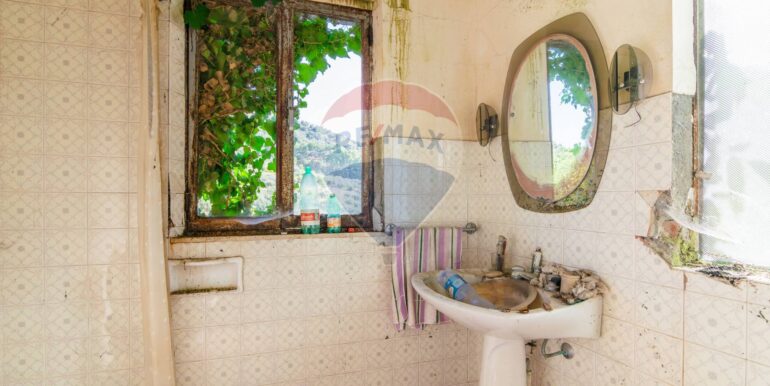 20251105183324-999103-22