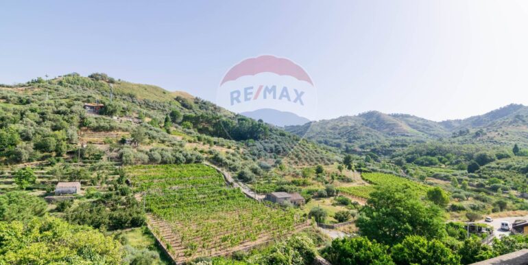 20251105183335-999103-25