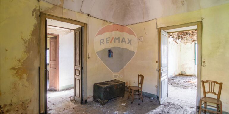 20251105183356-999103-31