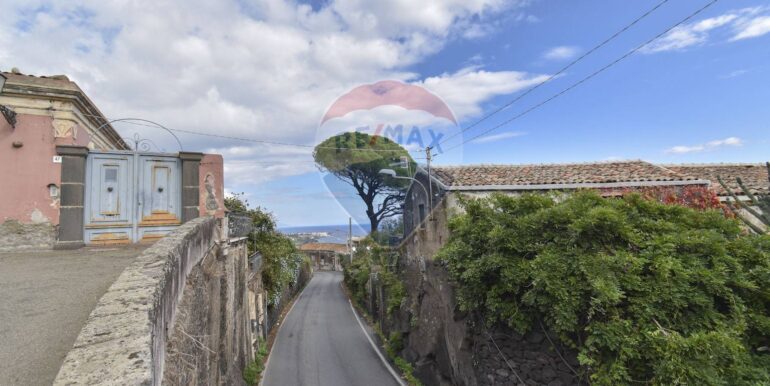 20251106113005-999160-4