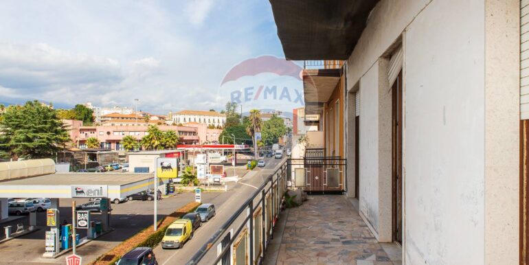 20251106124216-999172-12