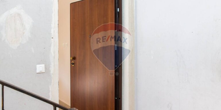 20251106124815-996723-10