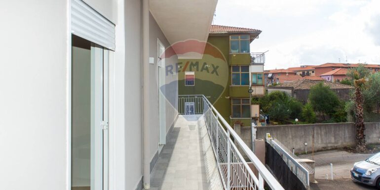 20251106124913-996723-33