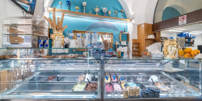 20251106135813-999218-0