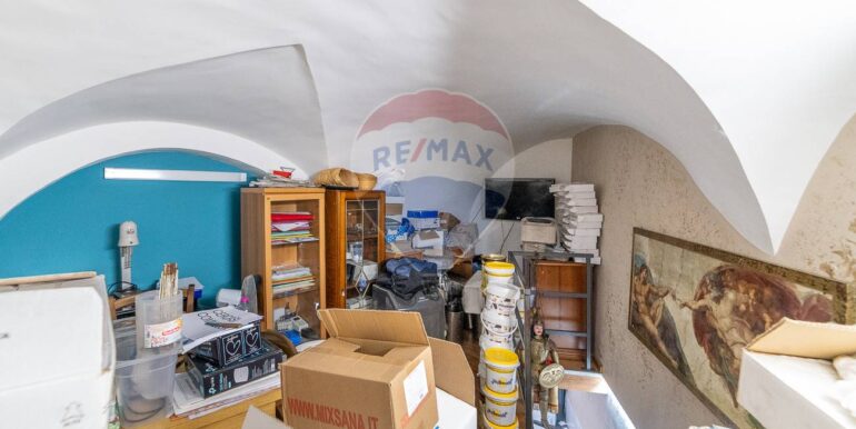 20251106135814-999218-13