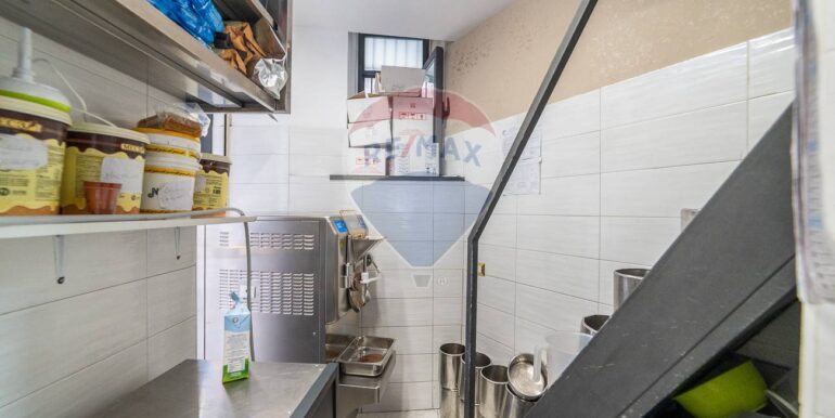 20251106135815-999218-17