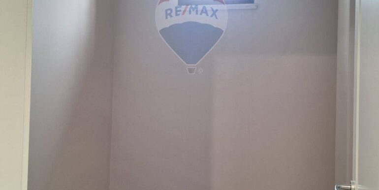 20251106170138-999219-12