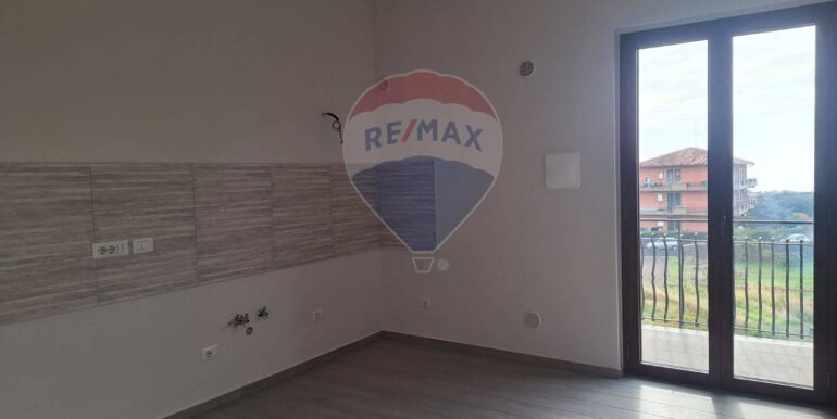 20251106170142-999219-14