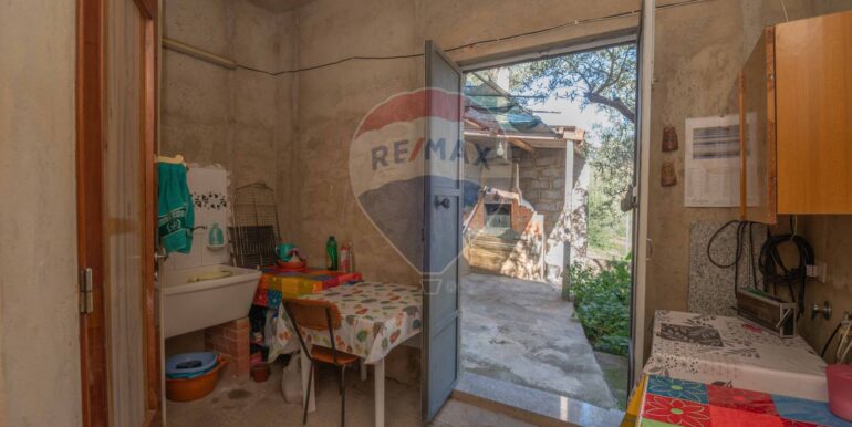 20251106171134-999253-13