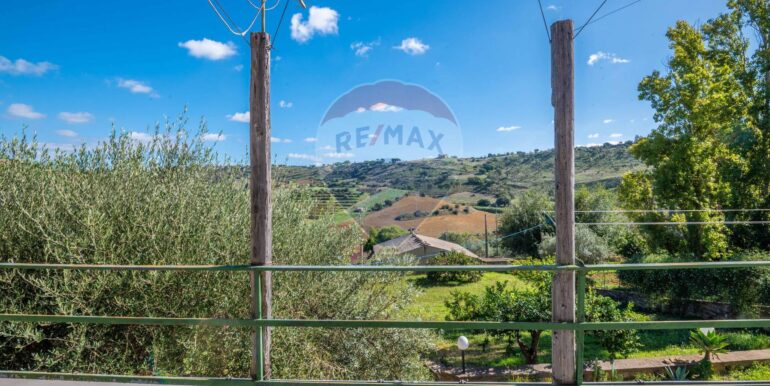 20251106171156-999253-18