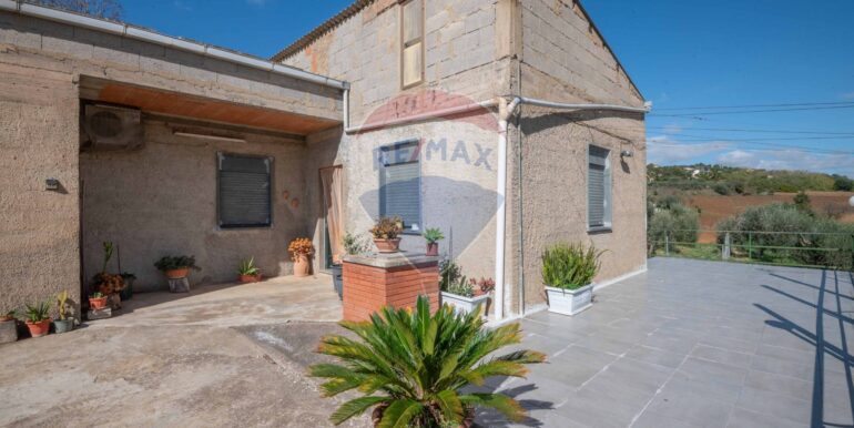 20251106171205-999253-20