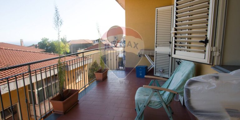 20251106173832-999262-3