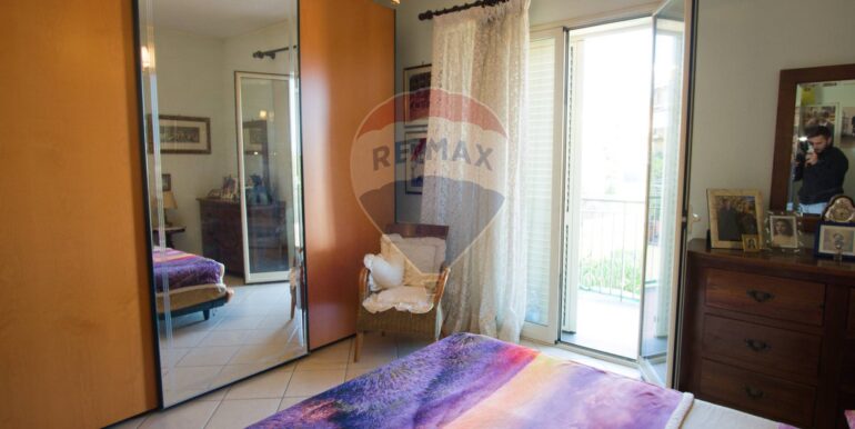 20251106173911-999262-11