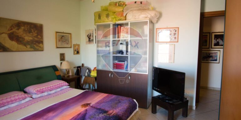 20251106173931-999262-15