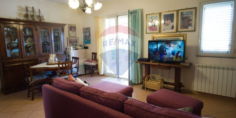 20251106173936-999262-16