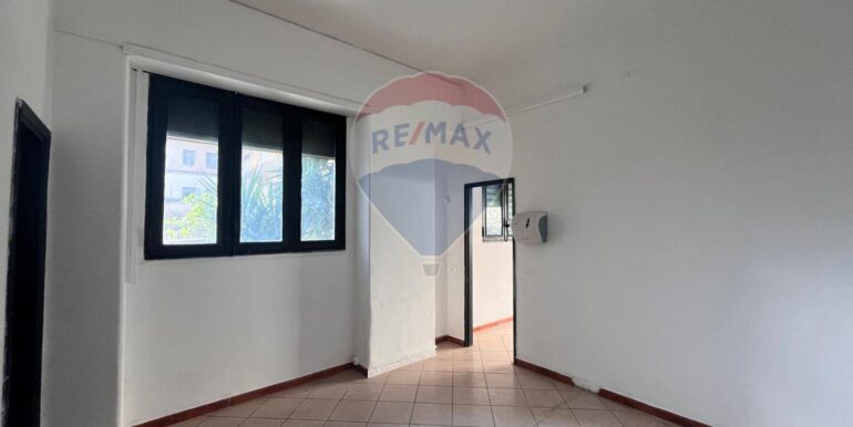 20251106181942-999277-7