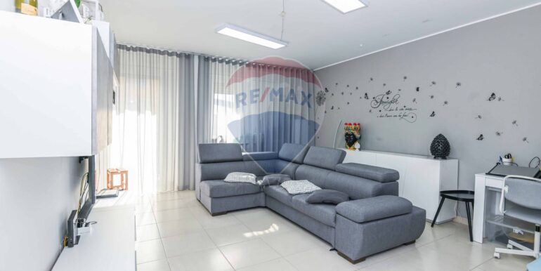 20251106192216-994544-2