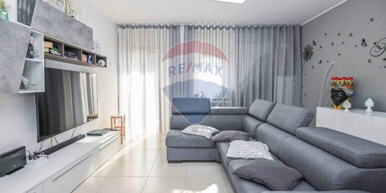 20251106192231-994544-7