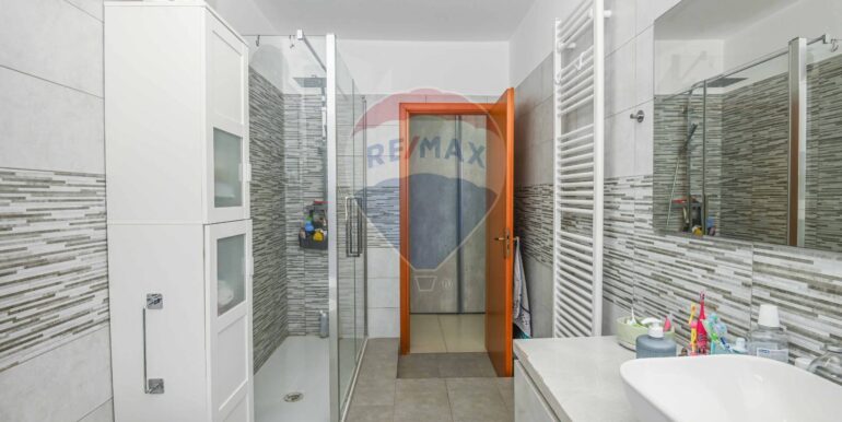 20251106192239-994544-9