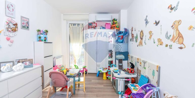 20251106192312-994544-17