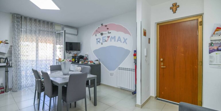 20251106192328-994544-21