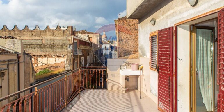 20251106192631-999292-17