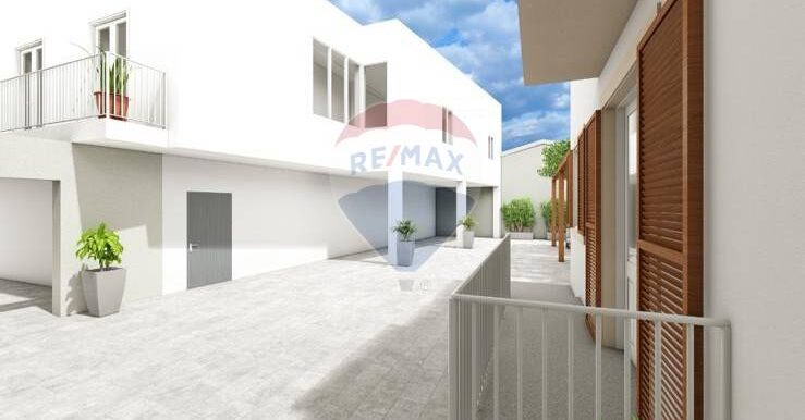 20251106233637-949839-46