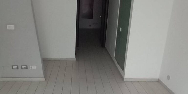 20251106235213-999302-11